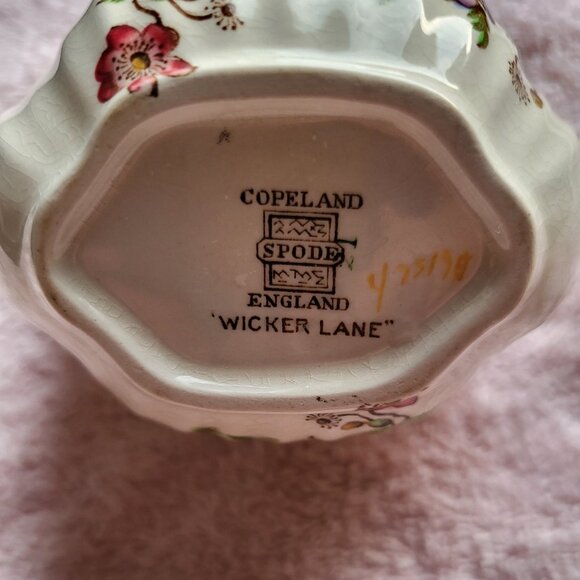 SPODE COPELAND CHINA CREAMER BASKET WEAVE WICKER LANE MADE IN ENGLAND 'BIN F - Picture 5 of 7